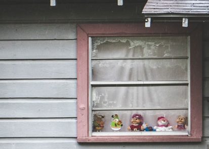LittleFigures-NorthTyler-NeighborhoodBehindZoo